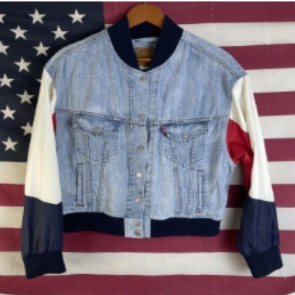 Vintage 90s Denim Windbreaker Jacket LEVI™️ Brand